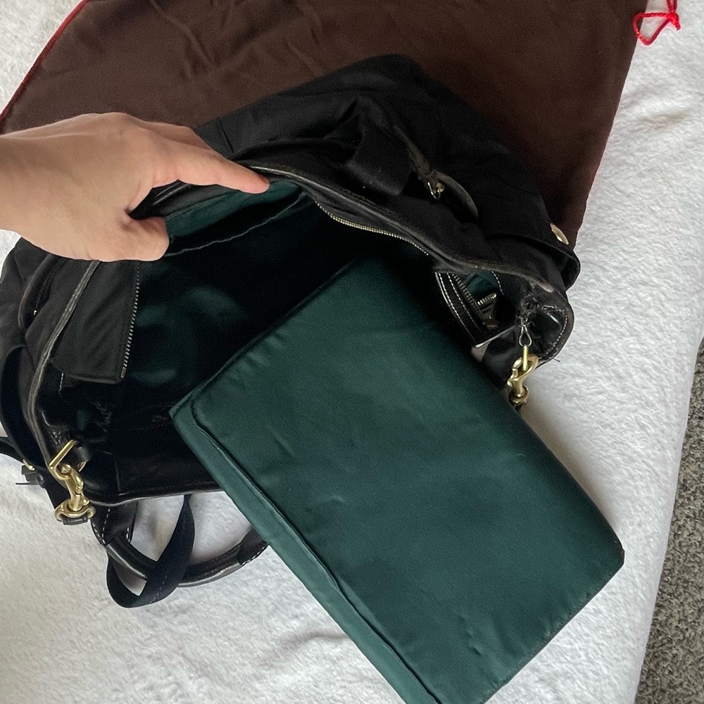 Authentic Coach Nylon Tote or Diaper Bag   Black With Changing Pad & Dust Bag - Picture 13 of 16